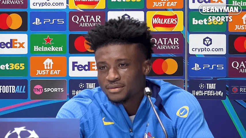 中国女足世界杯遗憾出局,王霜赛后采访令人深思